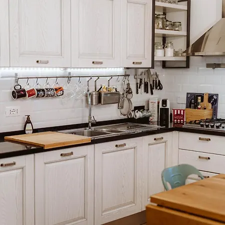 Casa Gioia - Metro Garbatella * Rzym