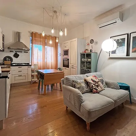 Apartament Casa Gioia - Metro Garbatella Rzym